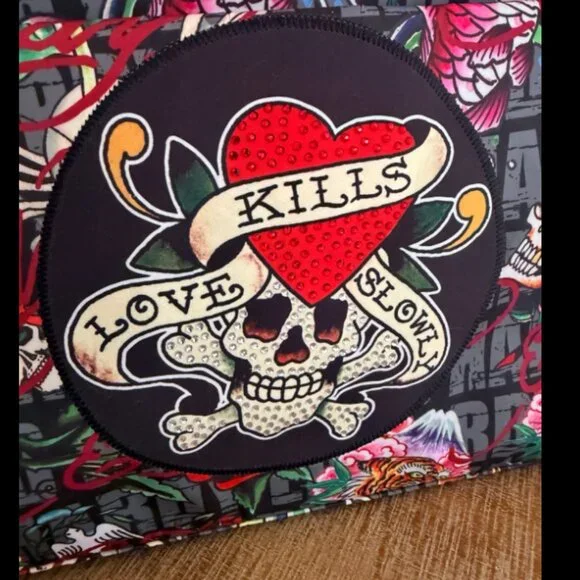 Ed Hardy Extra Large Nylon Duffle Bag/Travel Bag Love Kills Slowly - Picture 5 of 7